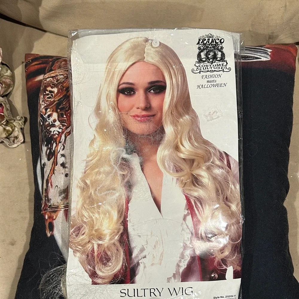New Franco Blonde Sultry Long Hair Curly Wig Great for Halloween Cosplay etc